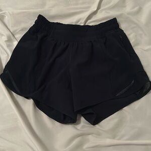Lululemon Navy Hotty Hots 4" LR Size 2